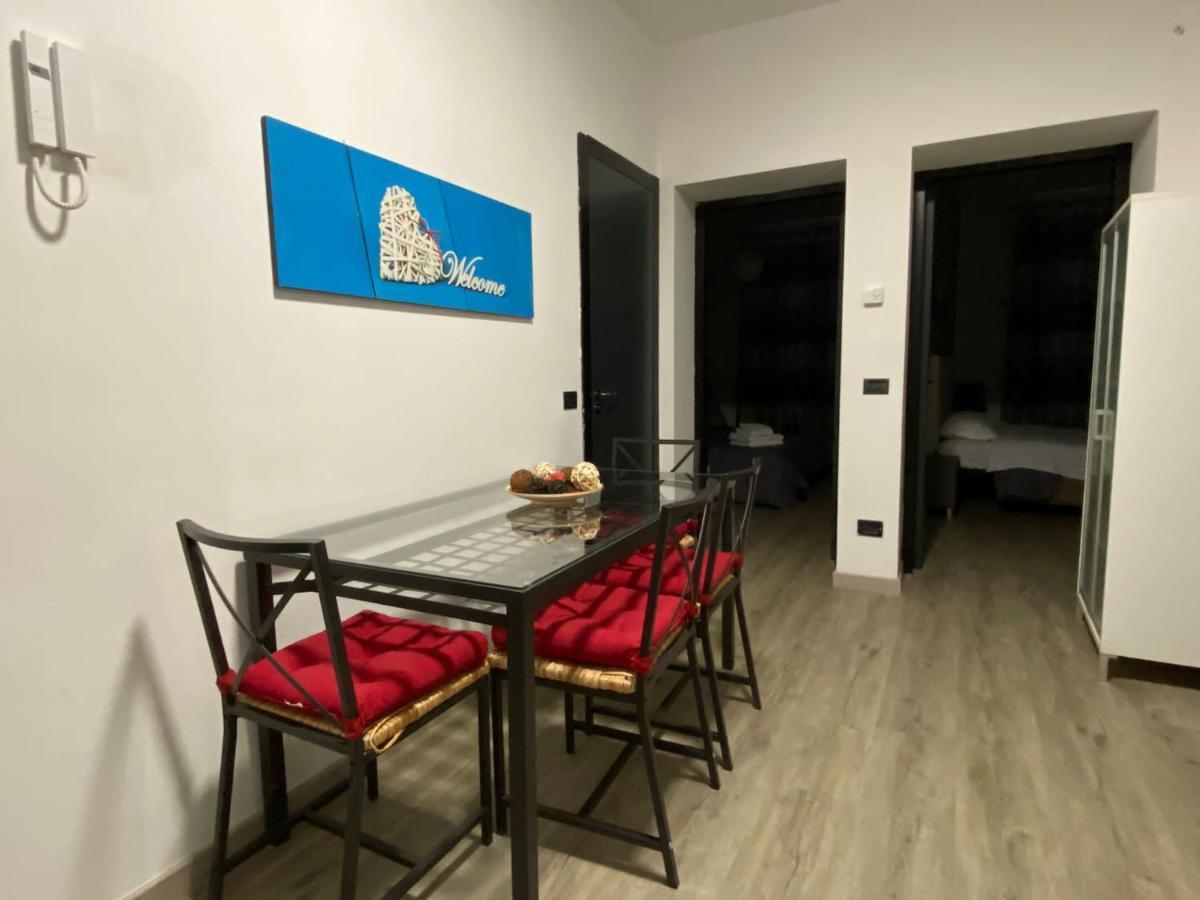 Apartament Trilocale In Piazza Duomo Mediolan Zewnętrze zdjęcie